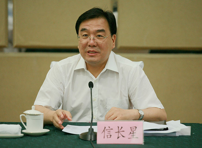 全国“两纲”中期评估督导组在山东督导检查