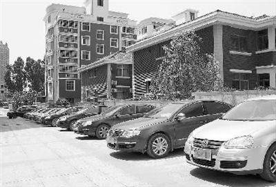 北京＂有位购车＂政策引发各方争议 法律依据等难