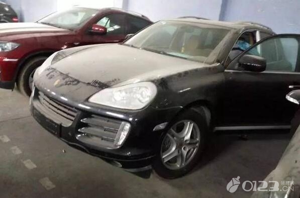 黑老大豪车遭拍卖 刘汉13辆豪车在淘宝网上公开拍卖